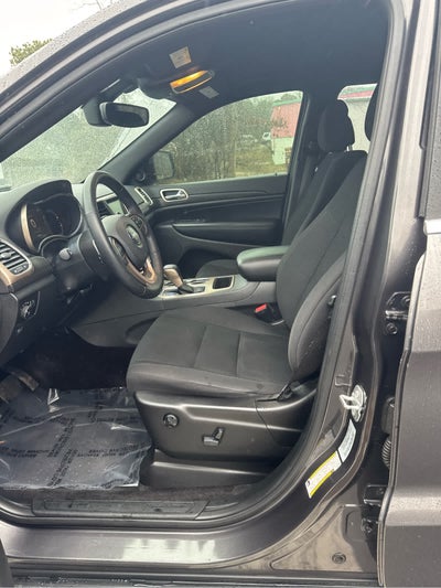 2017 Jeep Grand Cherokee Laredo