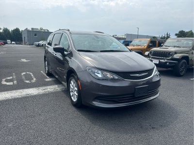 2020 Chrysler Voyager LXI