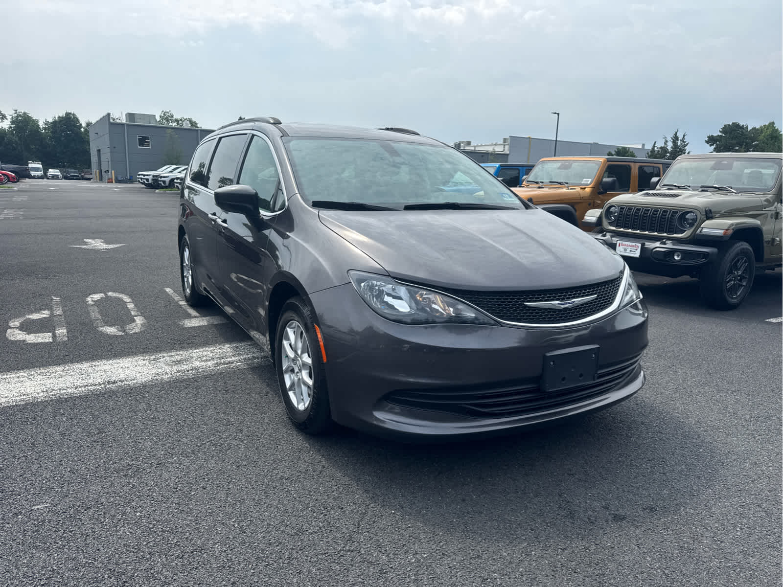 2020 Chrysler Voyager LXI