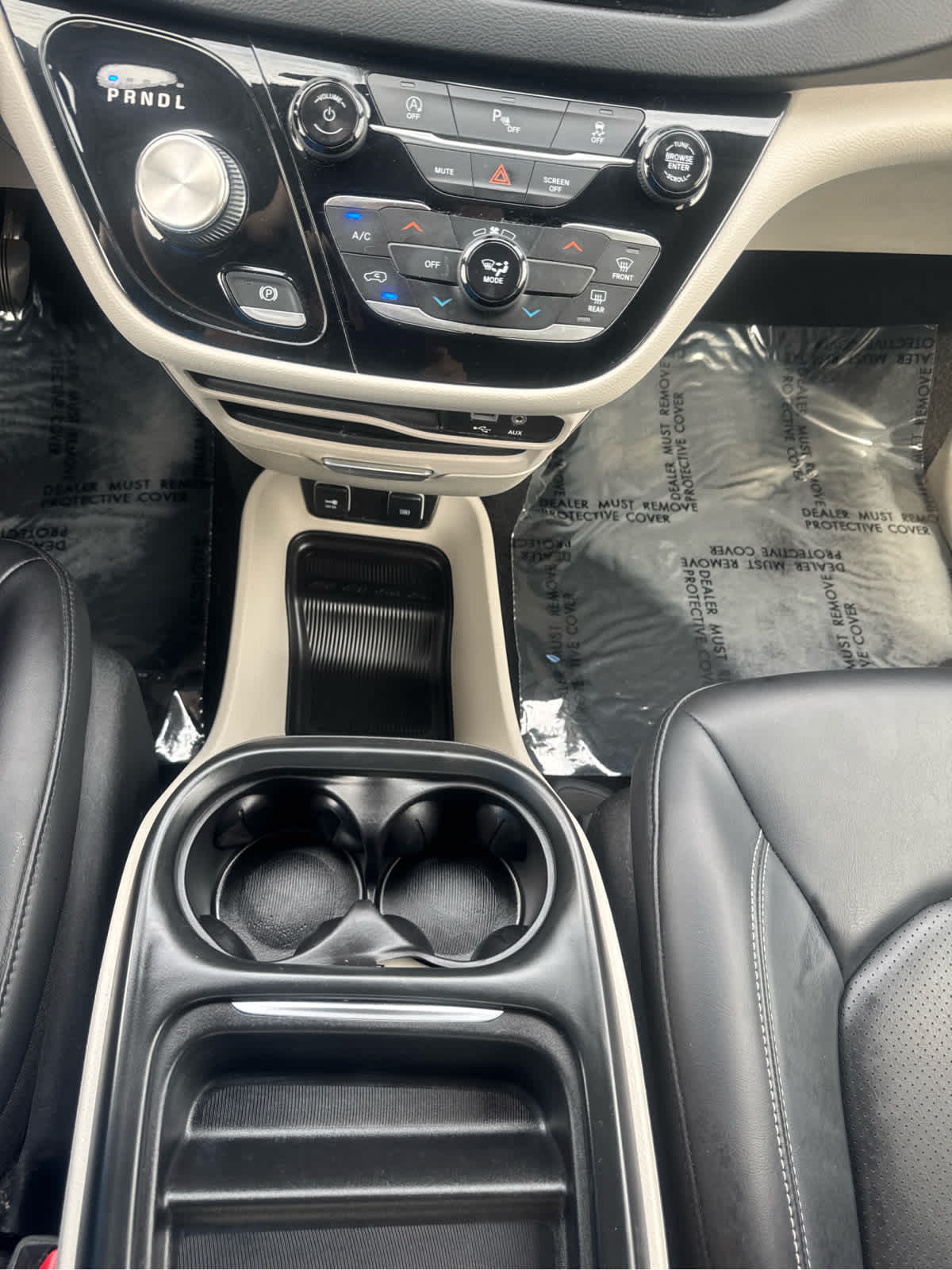 2020 Chrysler Voyager LXI