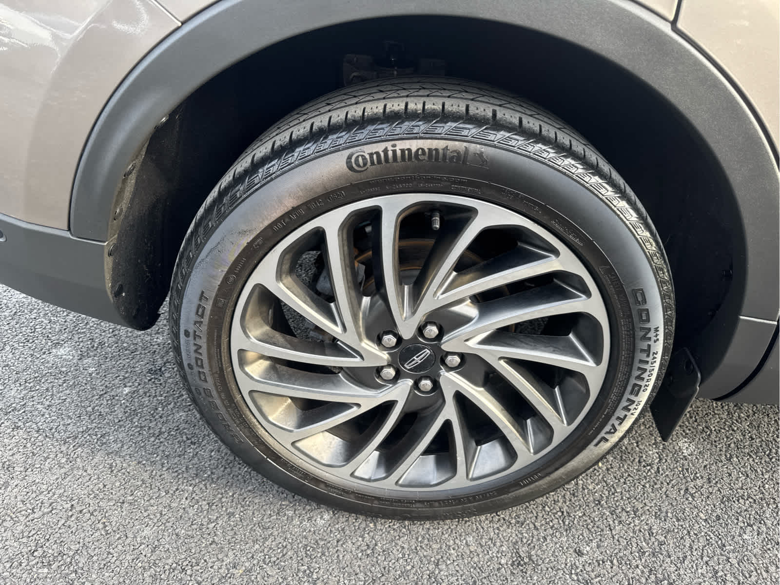 2020 Lincoln Nautilus Reserve