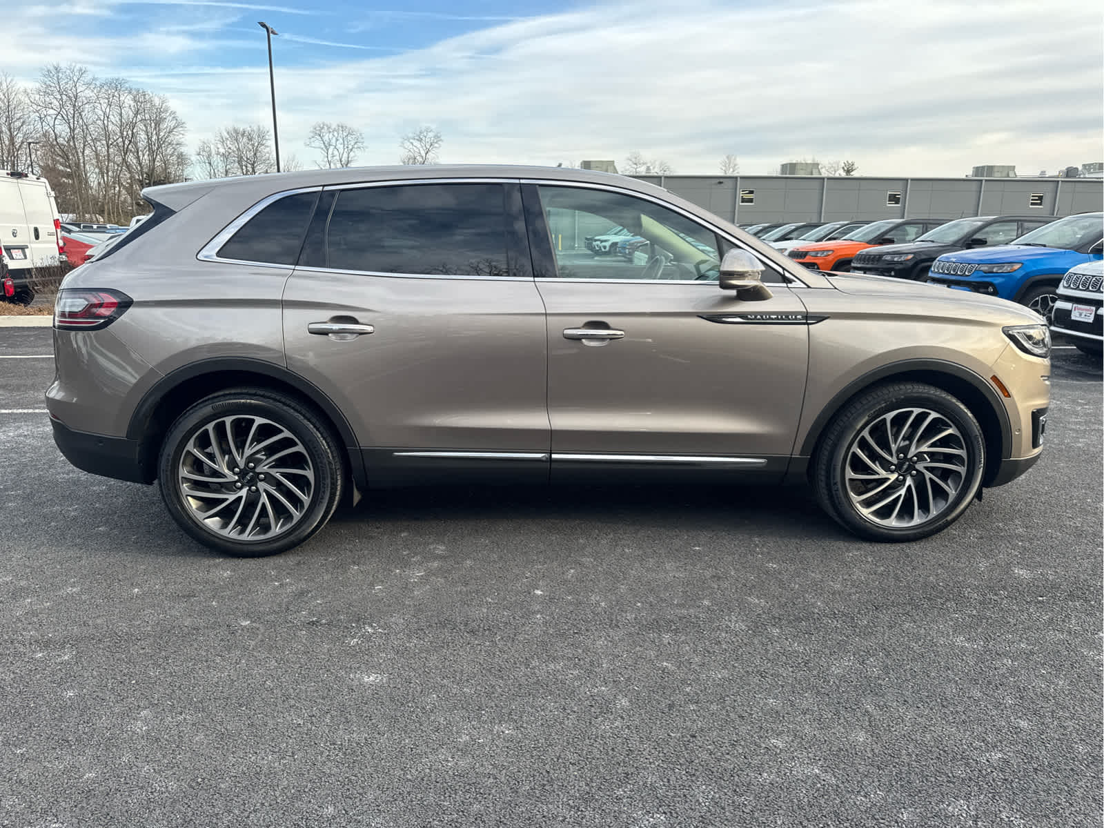 2020 Lincoln Nautilus Reserve