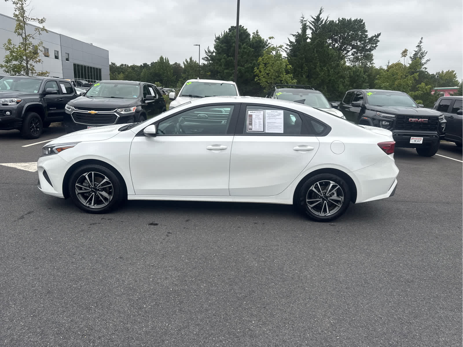 2023 Kia Forte LXS