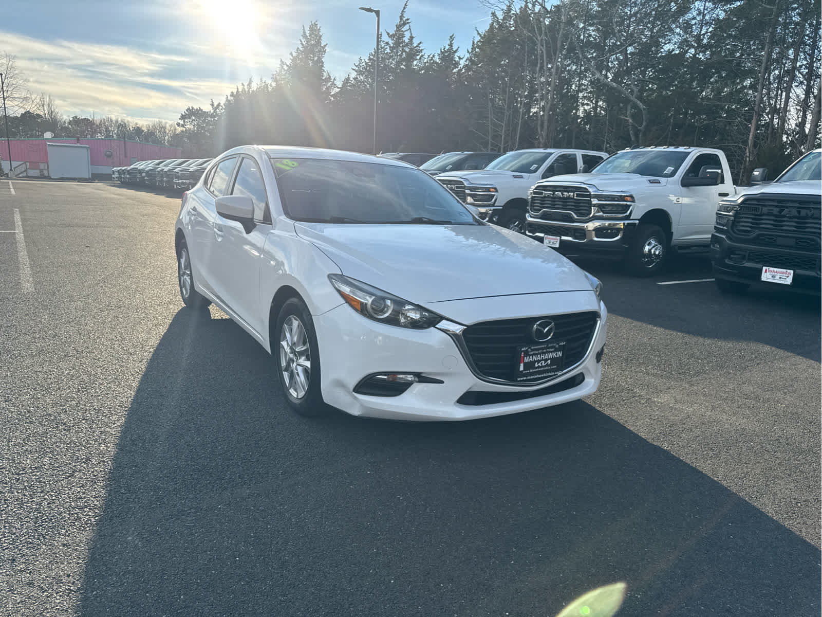 2018 Mazda Mazda3 5-Door Sport