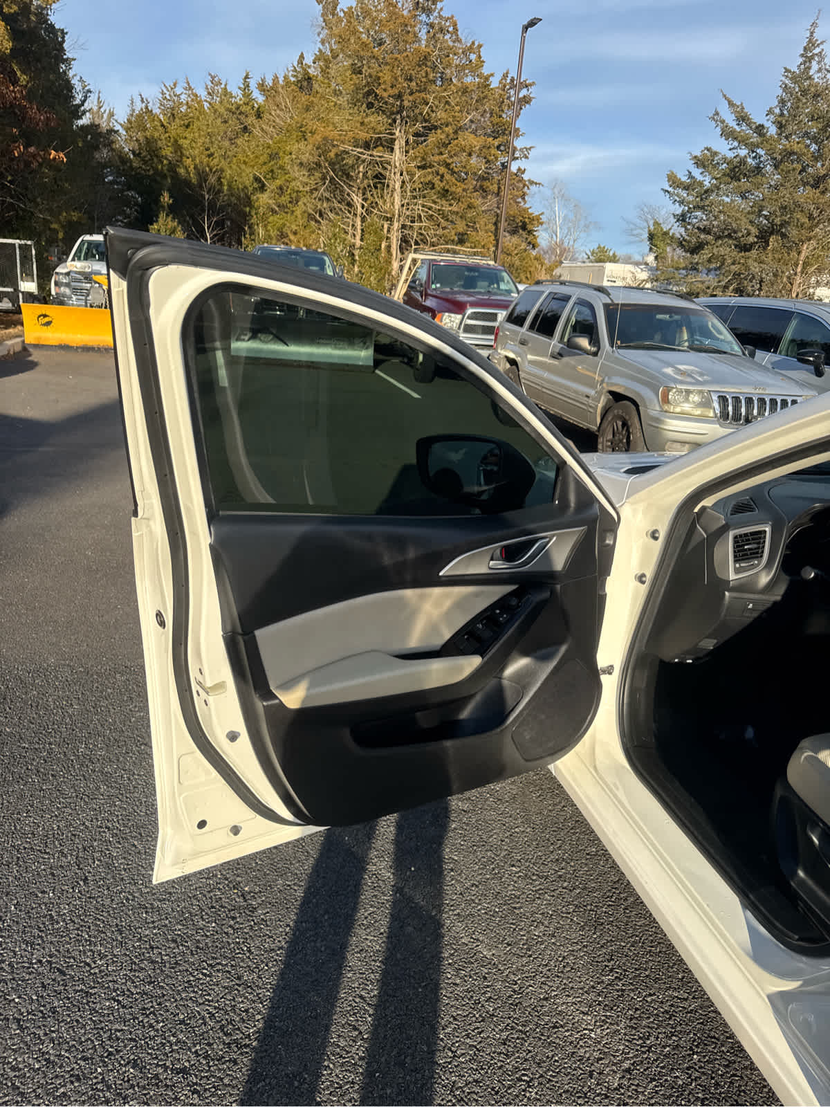 2018 Mazda Mazda3 5-Door Sport