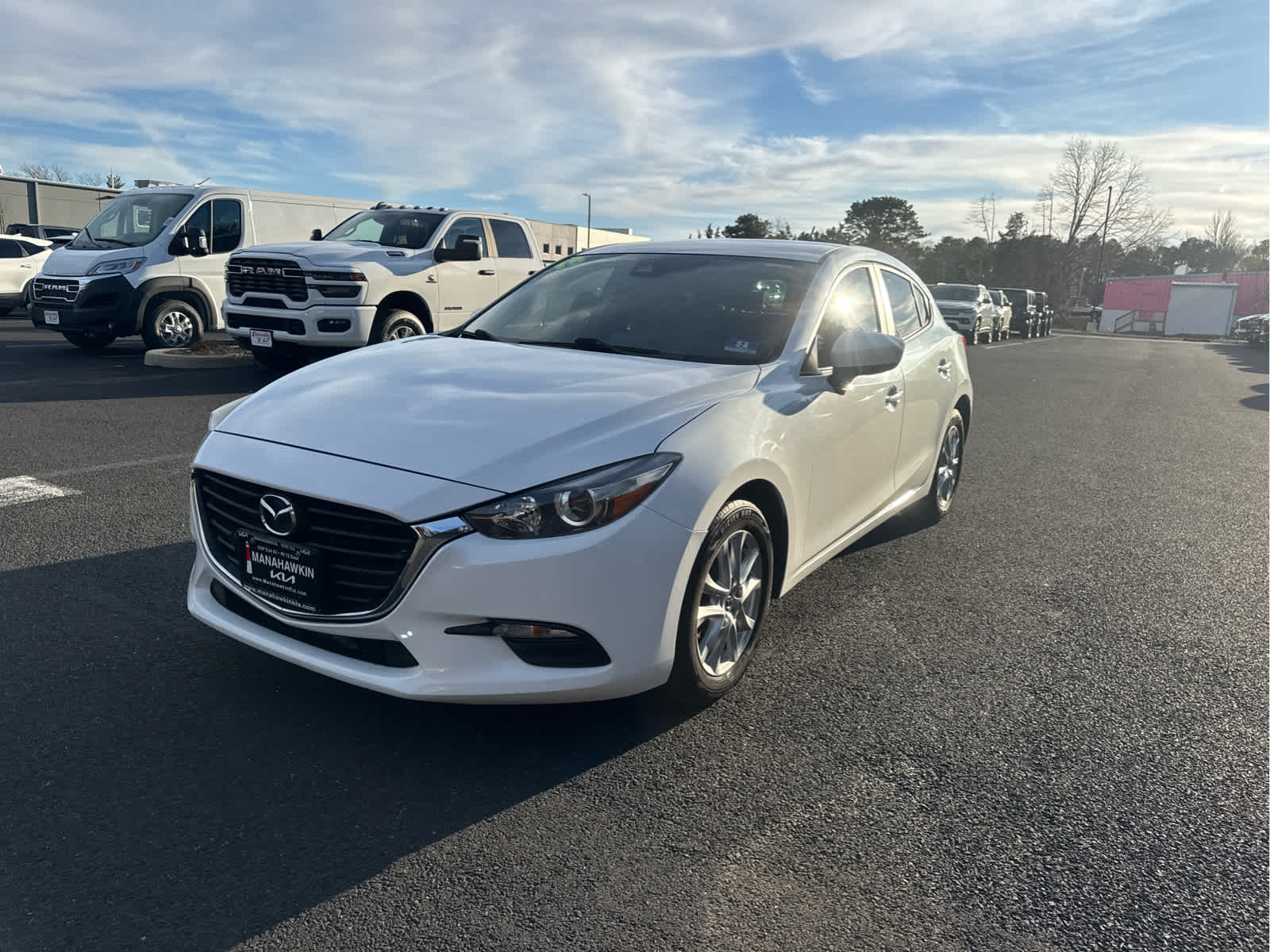 2018 Mazda Mazda3 5-Door Sport