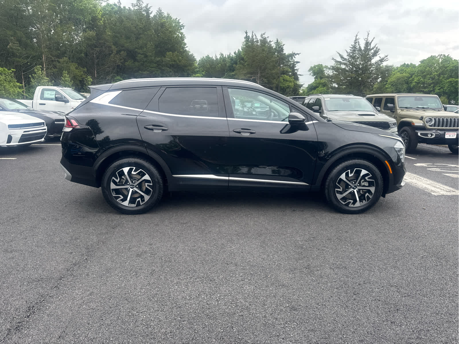 2024 Kia Sportage EX