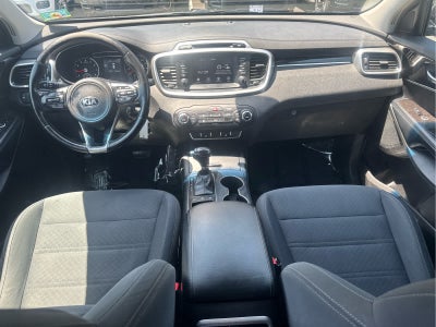 2018 Kia Sorento LX