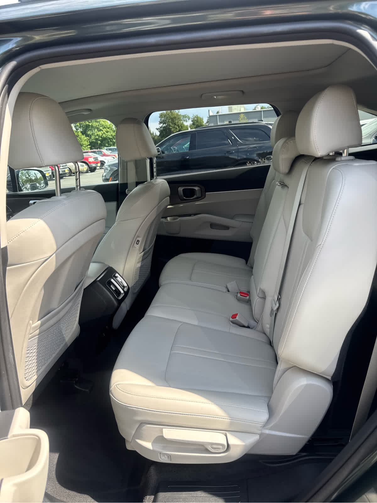 2023 Kia Sorento X-Line S