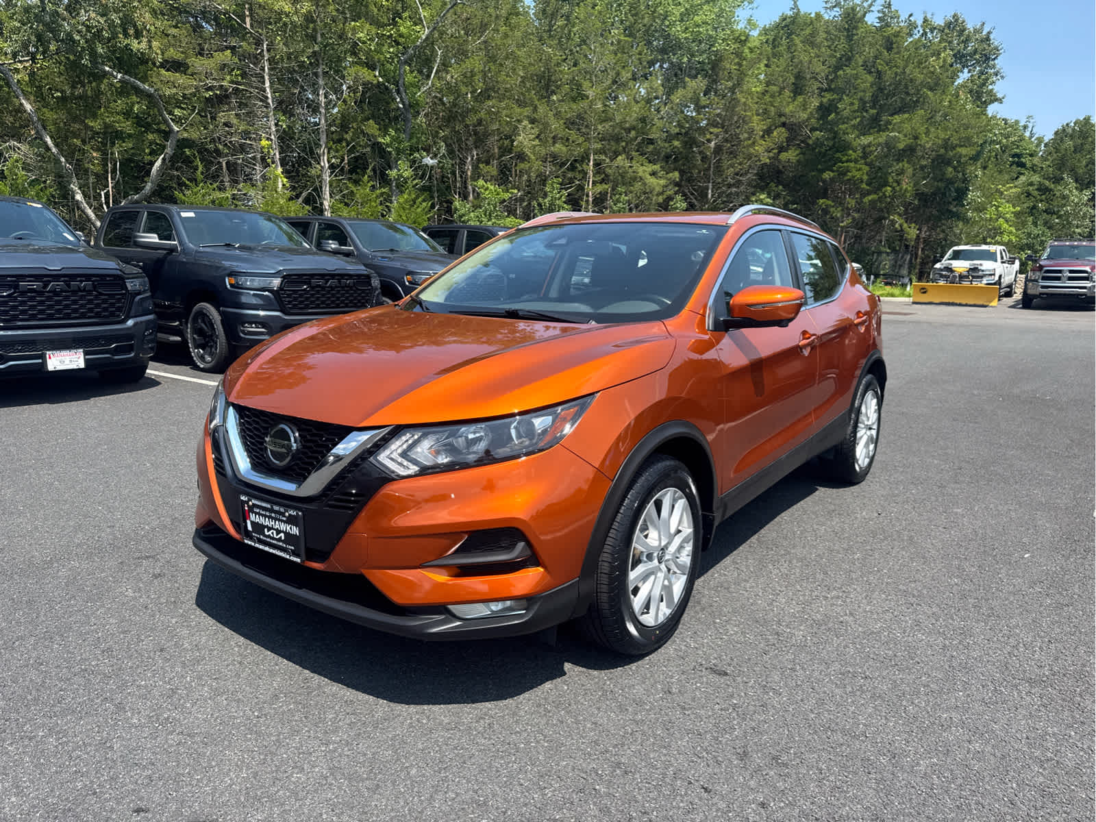 2022 Nissan Rogue Sport SV