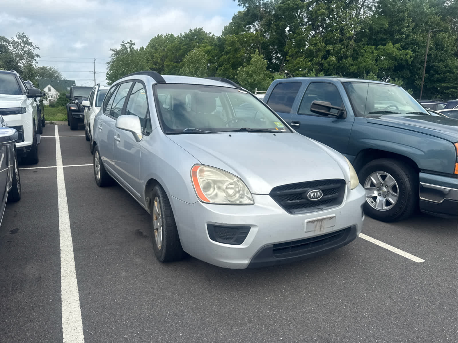 2008 Kia Rondo LX
