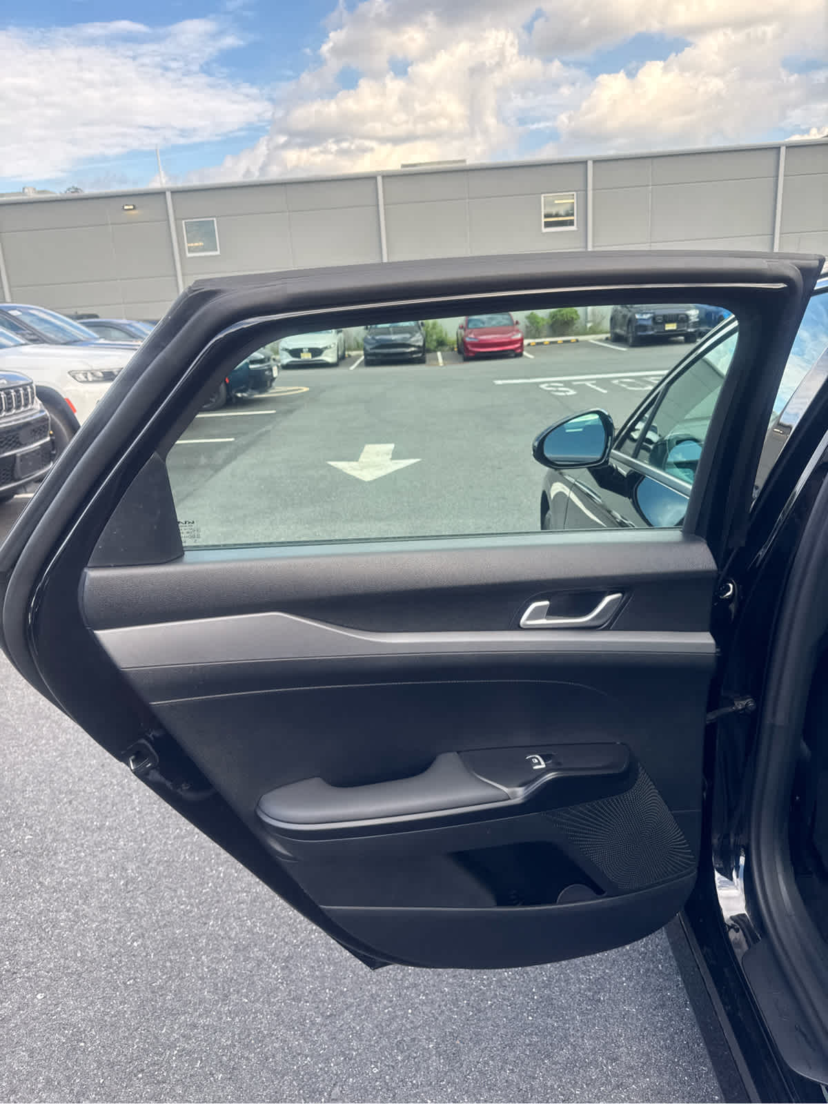 2025 Kia K5 LXS