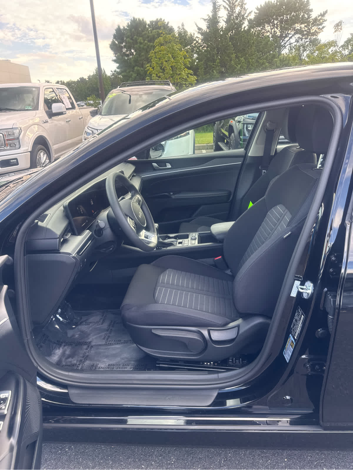 2025 Kia K5 LXS