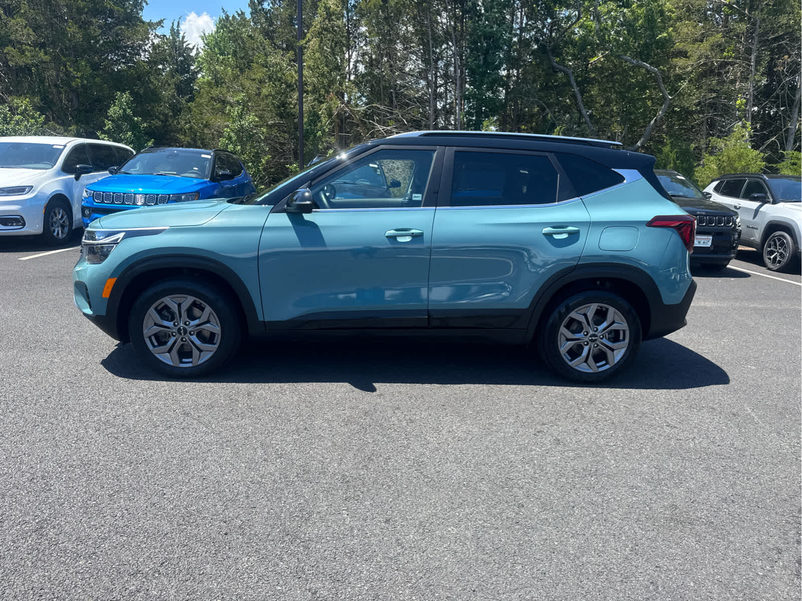 2024 Kia Seltos S