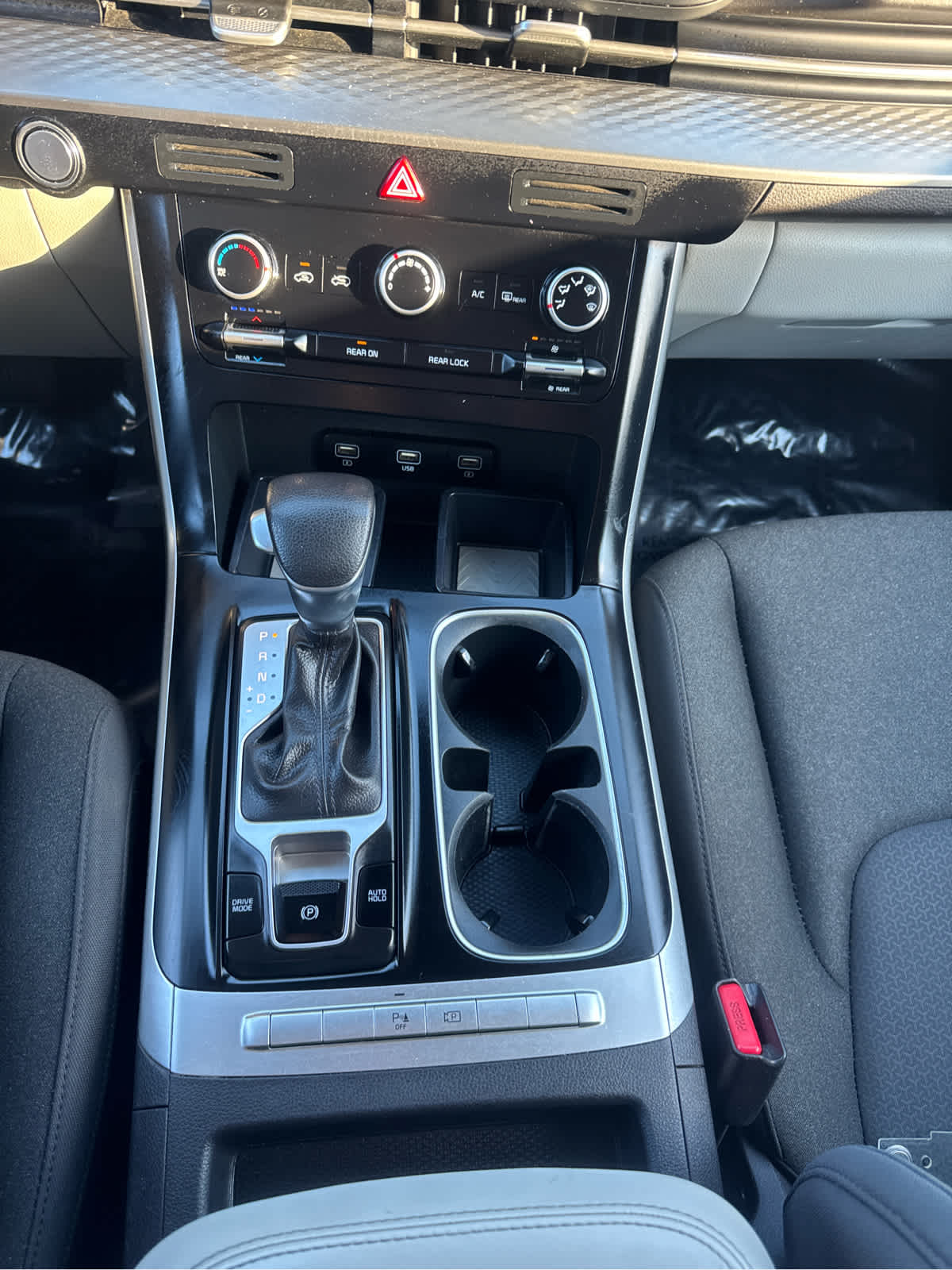 2022 Kia Carnival LX