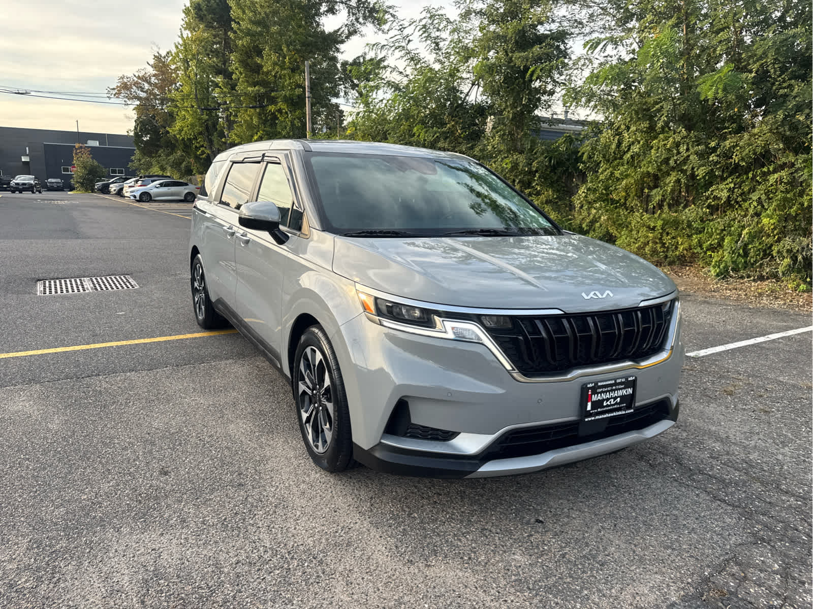 2024 Kia Carnival EX