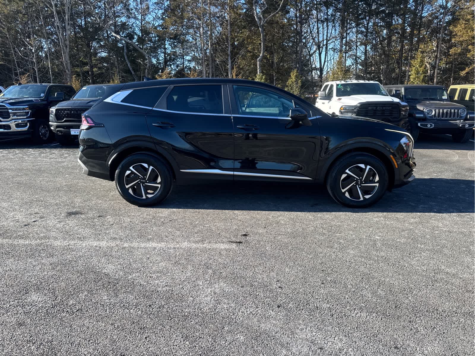 2023 Kia Sportage Hybrid LX