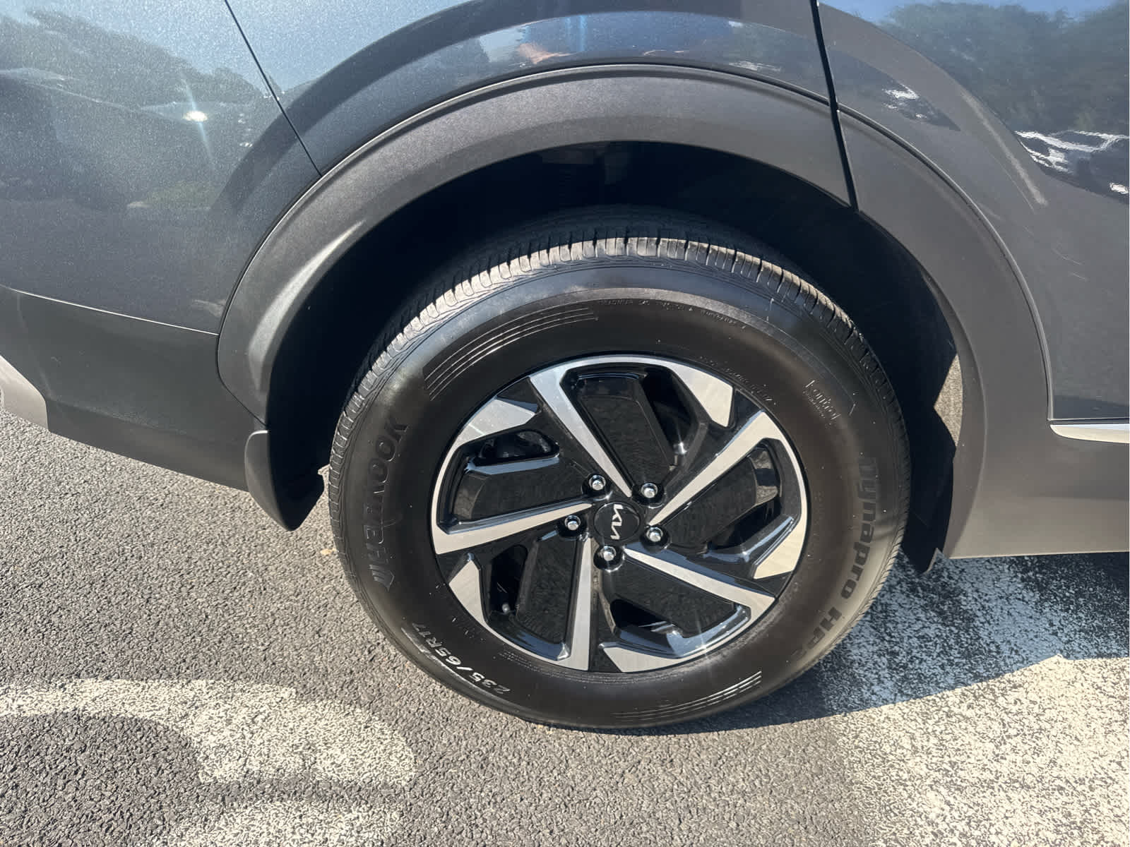 2023 Kia Sportage Hybrid LX