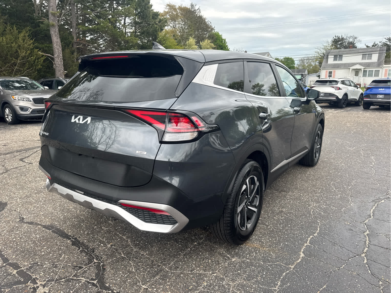 2023 Kia Sportage Hybrid LX