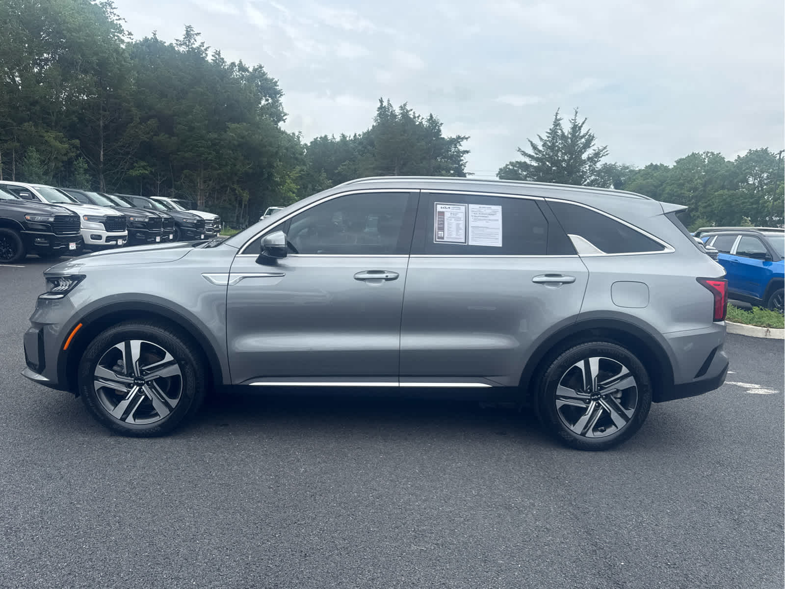 2023 Kia Sorento Hybrid EX