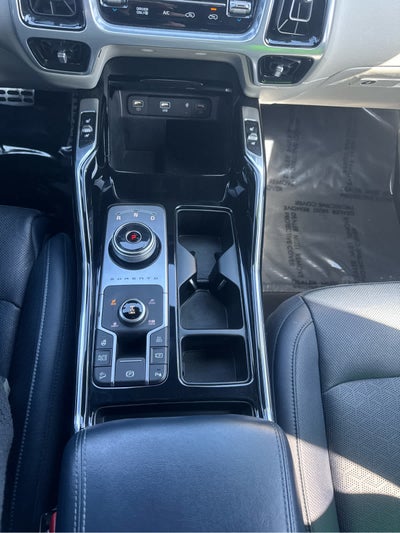 2023 Kia Sorento Plug-In Hybrid SX Prestige