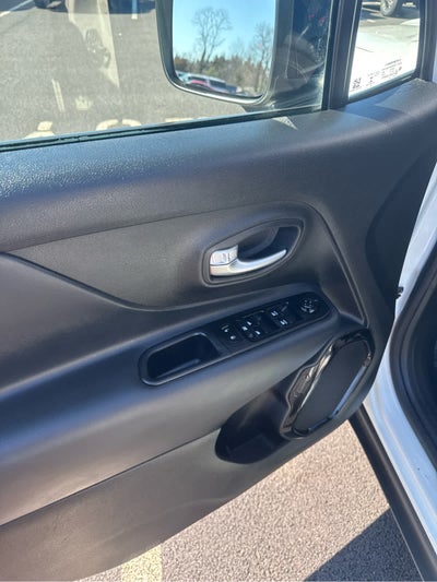 2022 Jeep Renegade Altitude