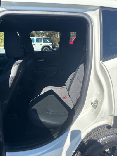 2022 Jeep Renegade Altitude