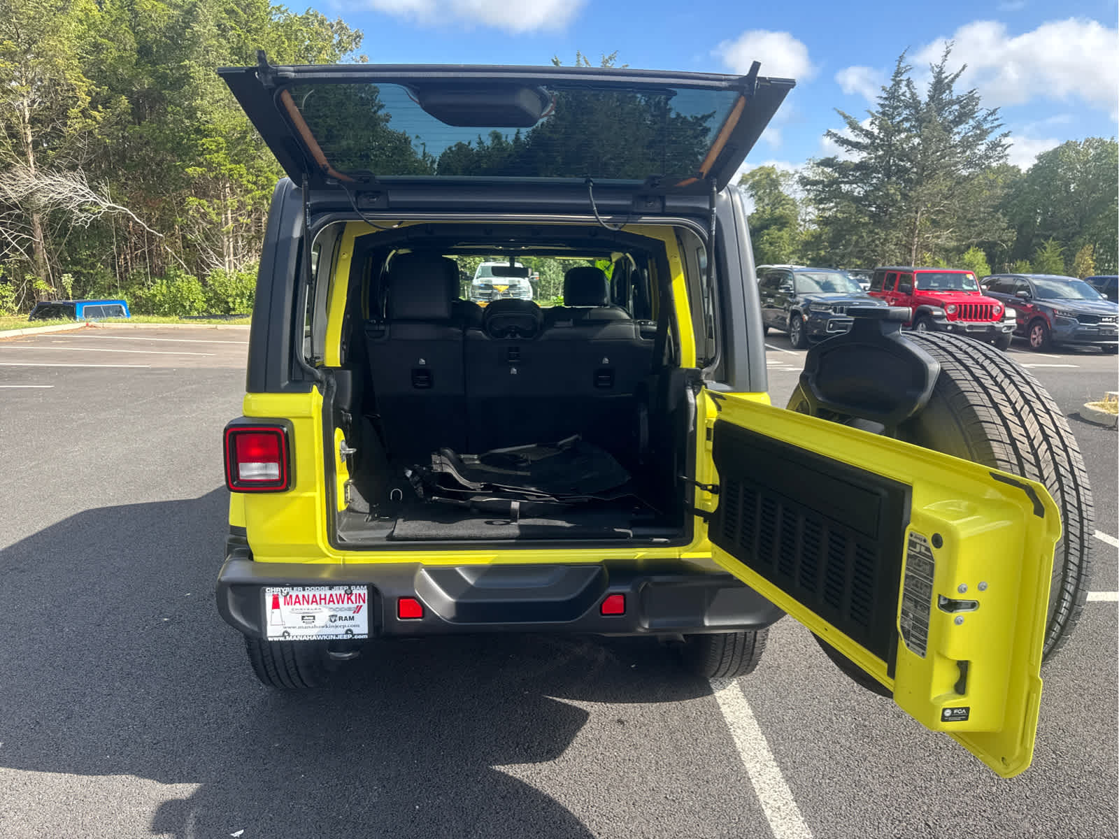 2023 Jeep Wrangler Sahara