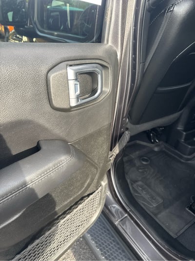 2022 Jeep Wrangler Unlimited Sahara Altitude