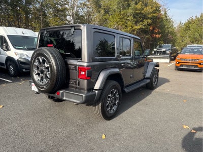 2022 Jeep Wrangler Unlimited Sahara Altitude