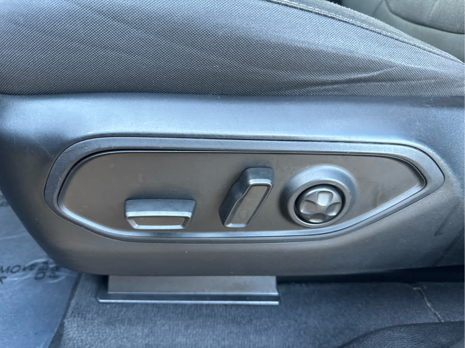 2022 Jeep Grand Cherokee Laredo