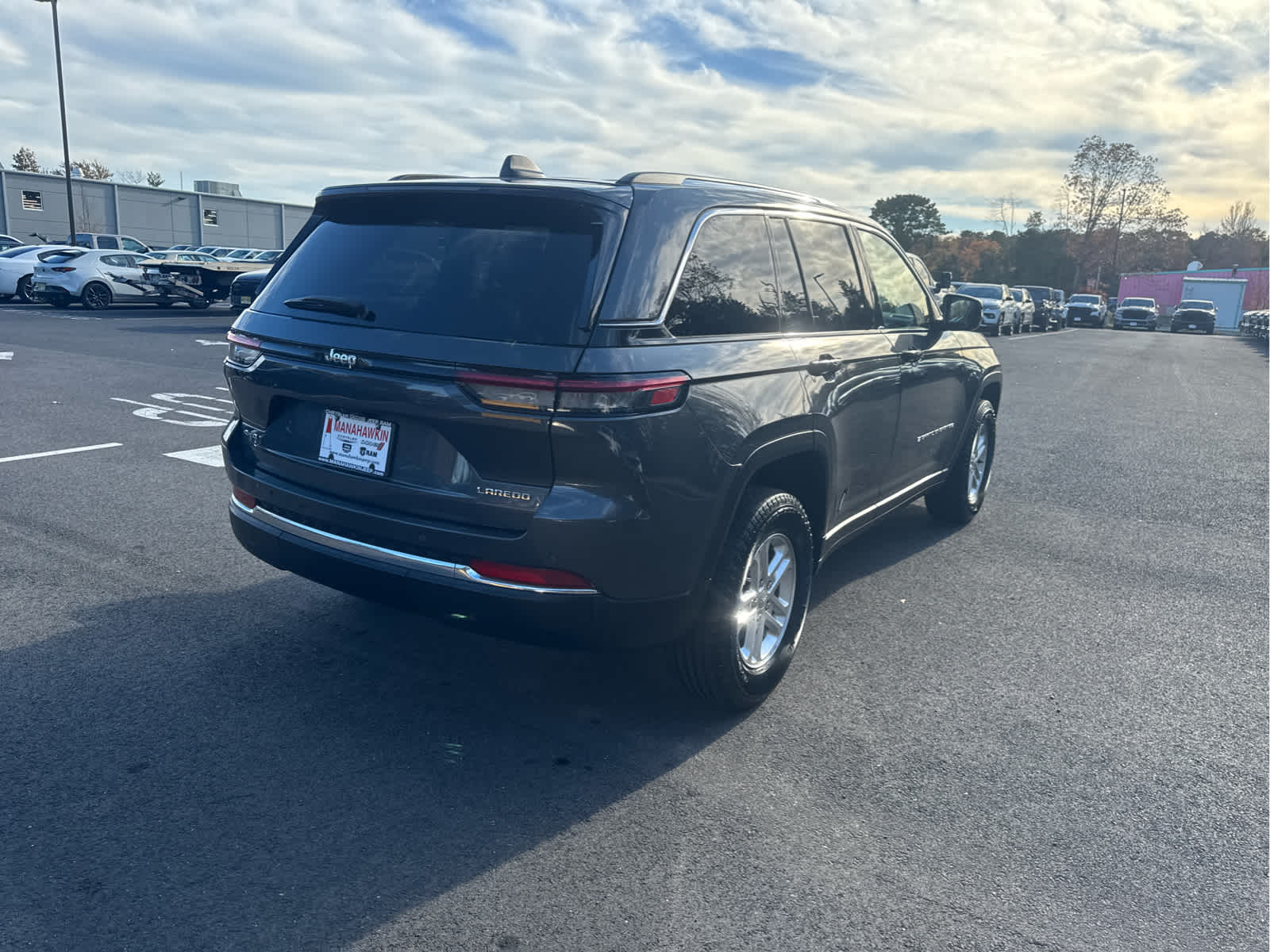 2022 Jeep Grand Cherokee Laredo