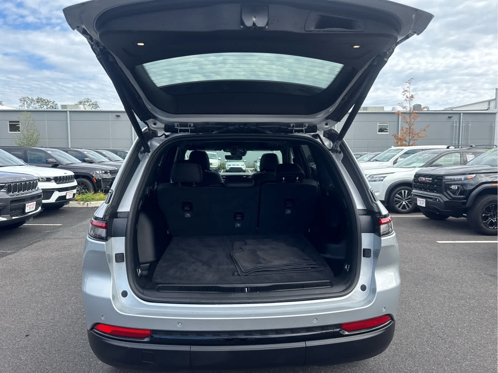 2025 Jeep Grand Cherokee Altitude X