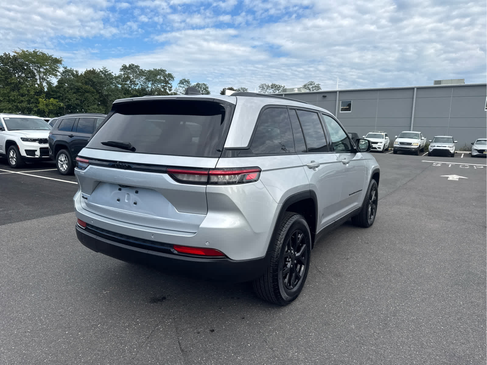 2025 Jeep Grand Cherokee Altitude X