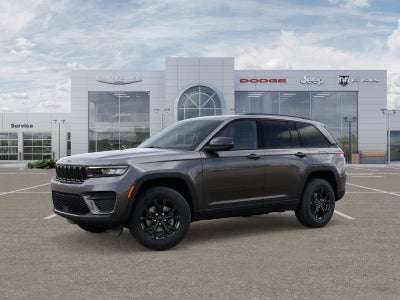 2025 Jeep Grand Cherokee Laredo