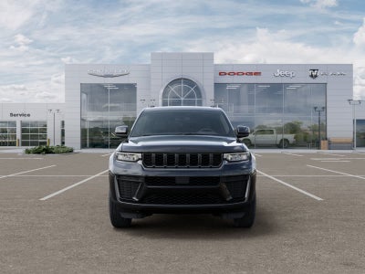 2026 Jeep Grand Cherokee Laredo Altitude