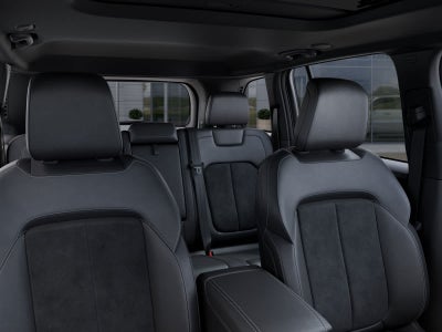 2026 Jeep Grand Cherokee Laredo Altitude