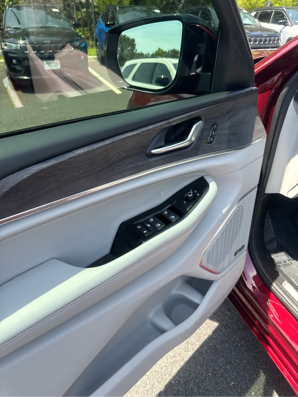 2023 Jeep Grand Cherokee Overland