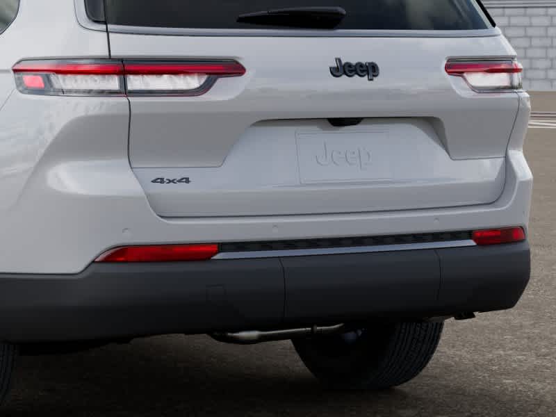 2026 Jeep Grand Cherokee L Laredo Altitude