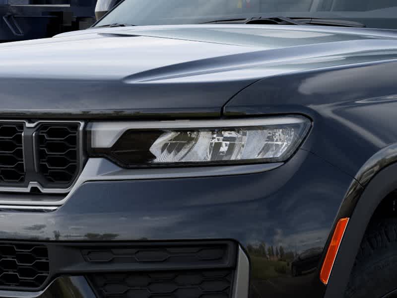 2026 Jeep Grand Cherokee L Laredo Altitude