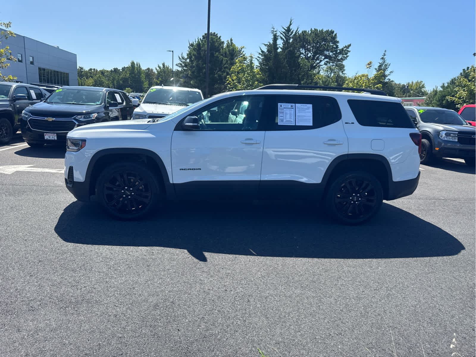 2023 GMC Acadia SLE
