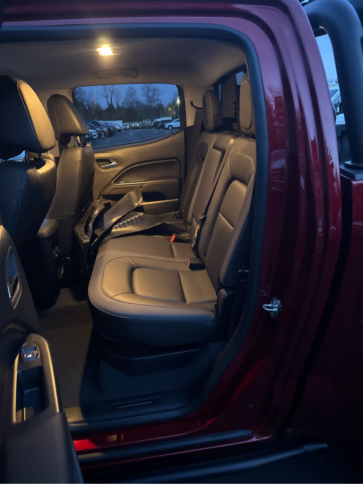 2022 GMC Canyon 4WD AT4 w/Leather