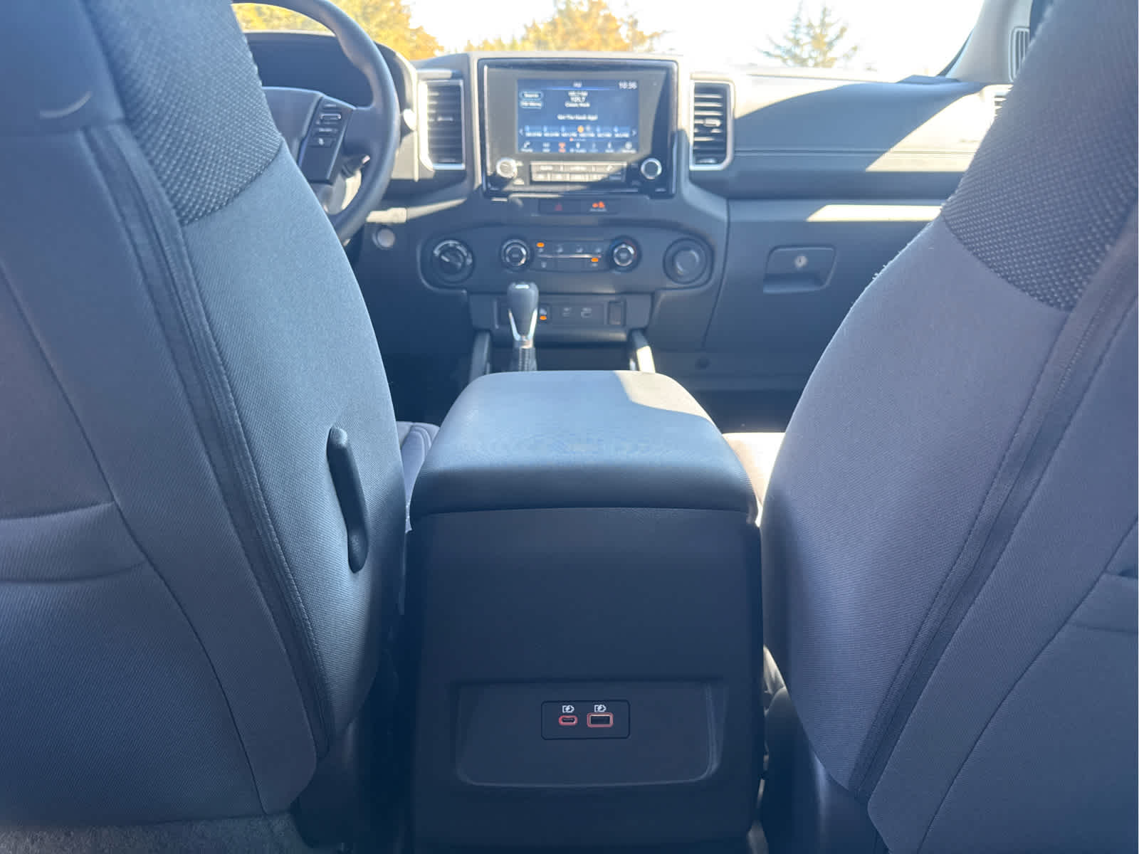 2022 Nissan Frontier SV