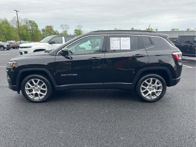 2022 Jeep Compass Latitude Lux