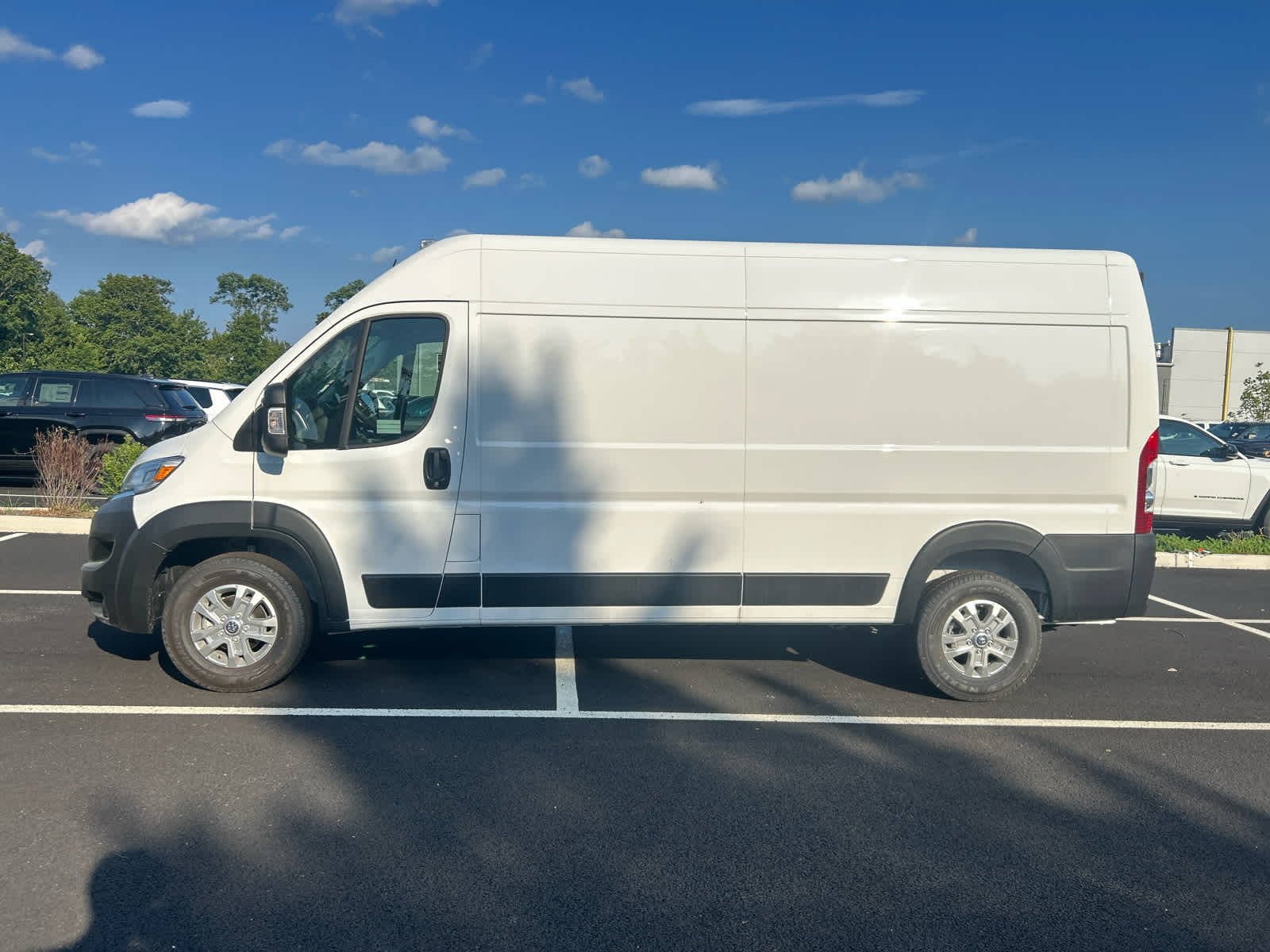 2025 RAM ProMaster SLT