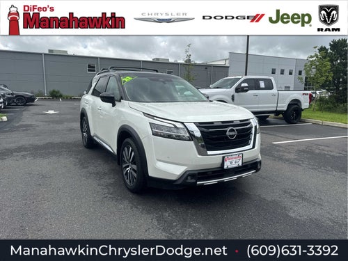 2022 Nissan Pathfinder Platinum