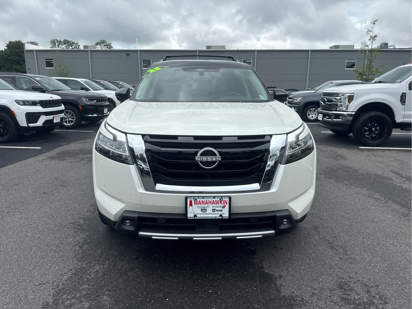 2022 Nissan Pathfinder Platinum