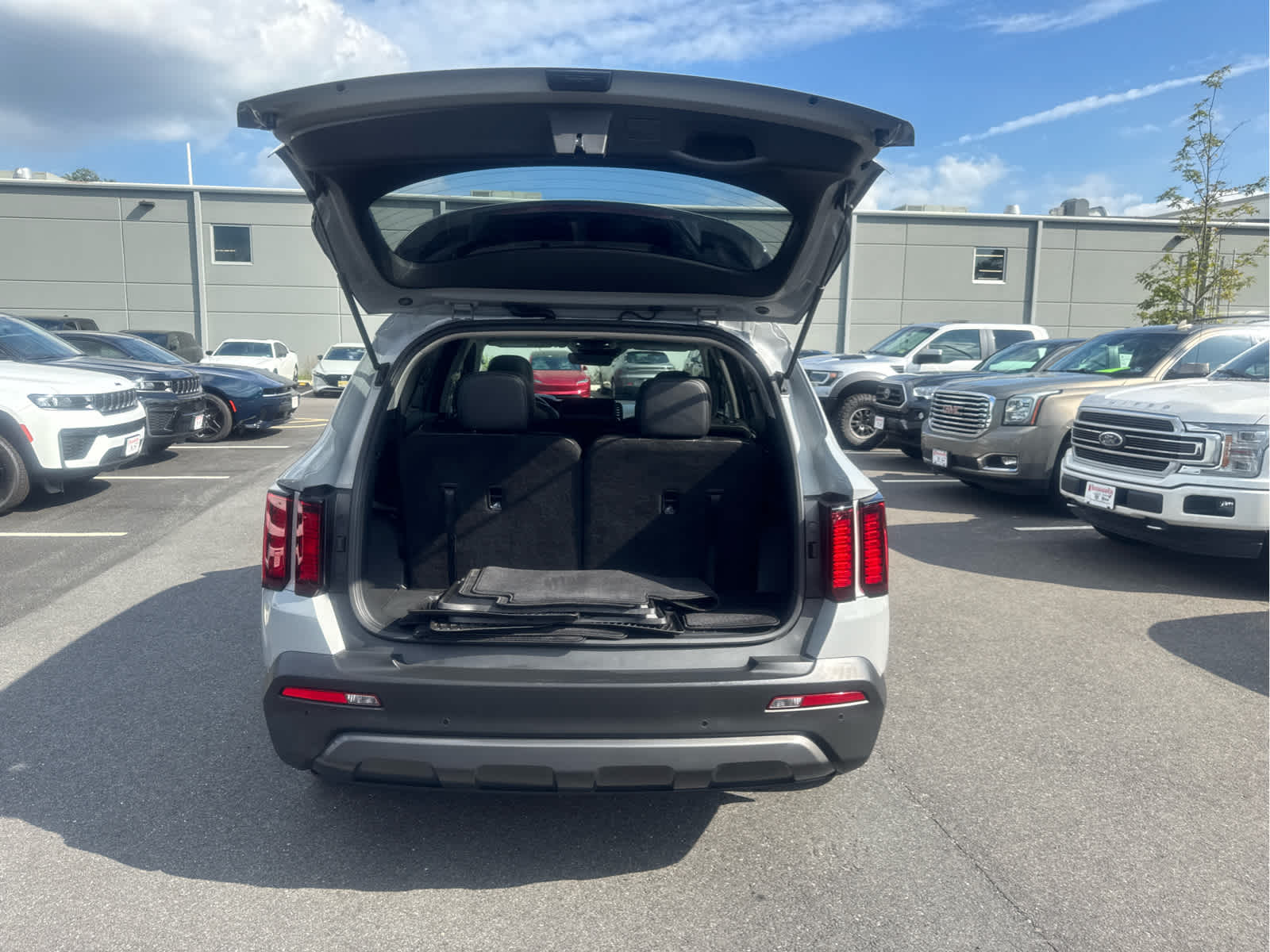 2023 Kia Sorento X-Line S