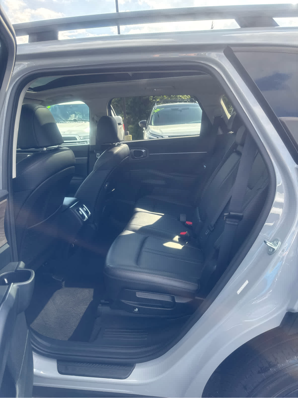 2023 Kia Sorento X-Line S