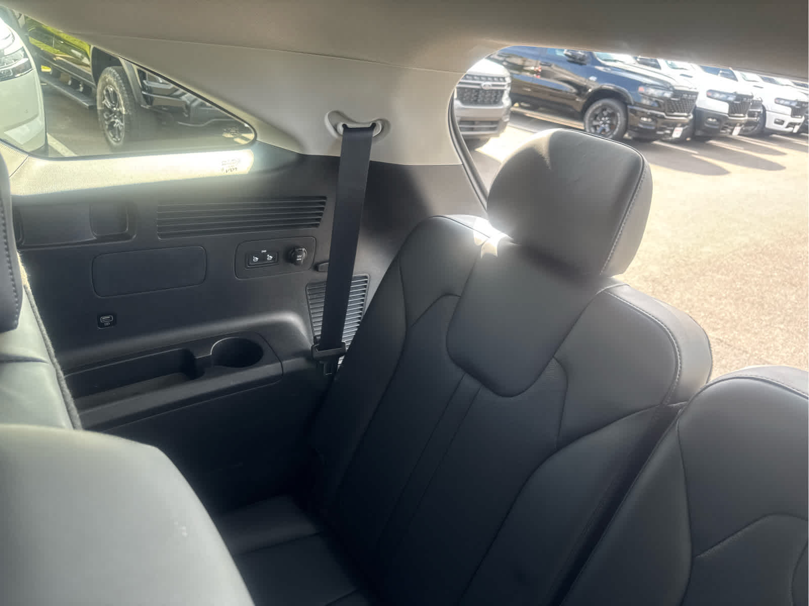 2023 Kia Sorento X-Line S